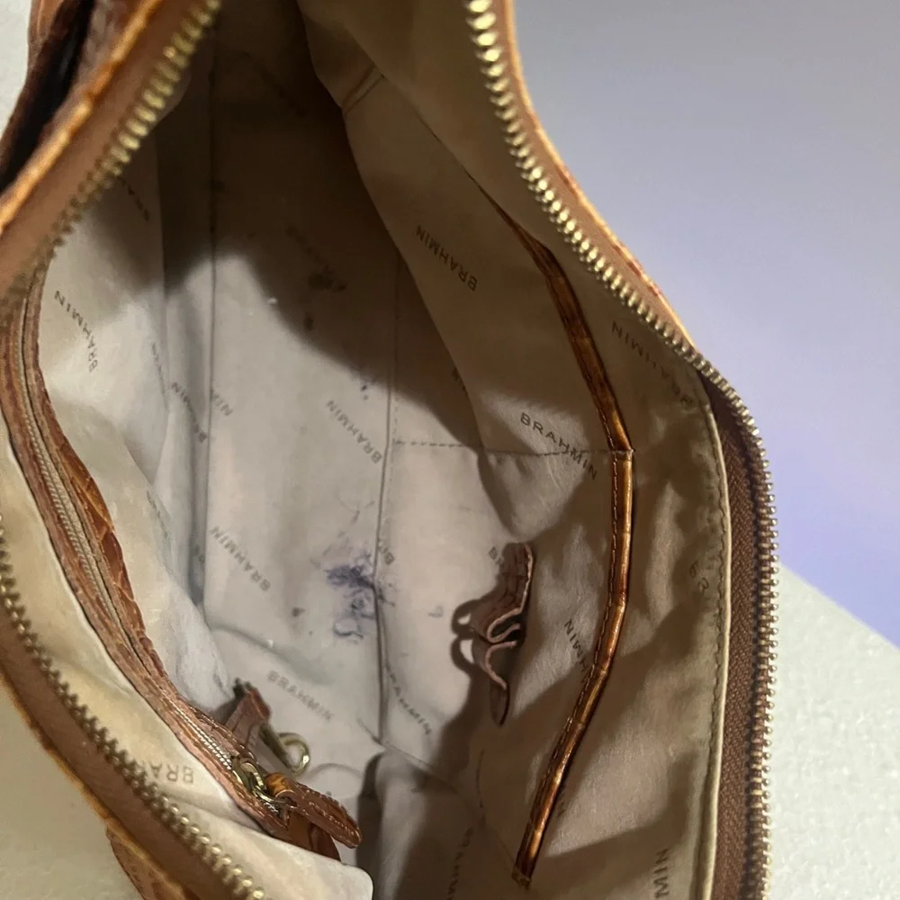 - Brahmin Toasted Almond‎ Vintage Alligator Handbag . No strap! NO HANDLE.